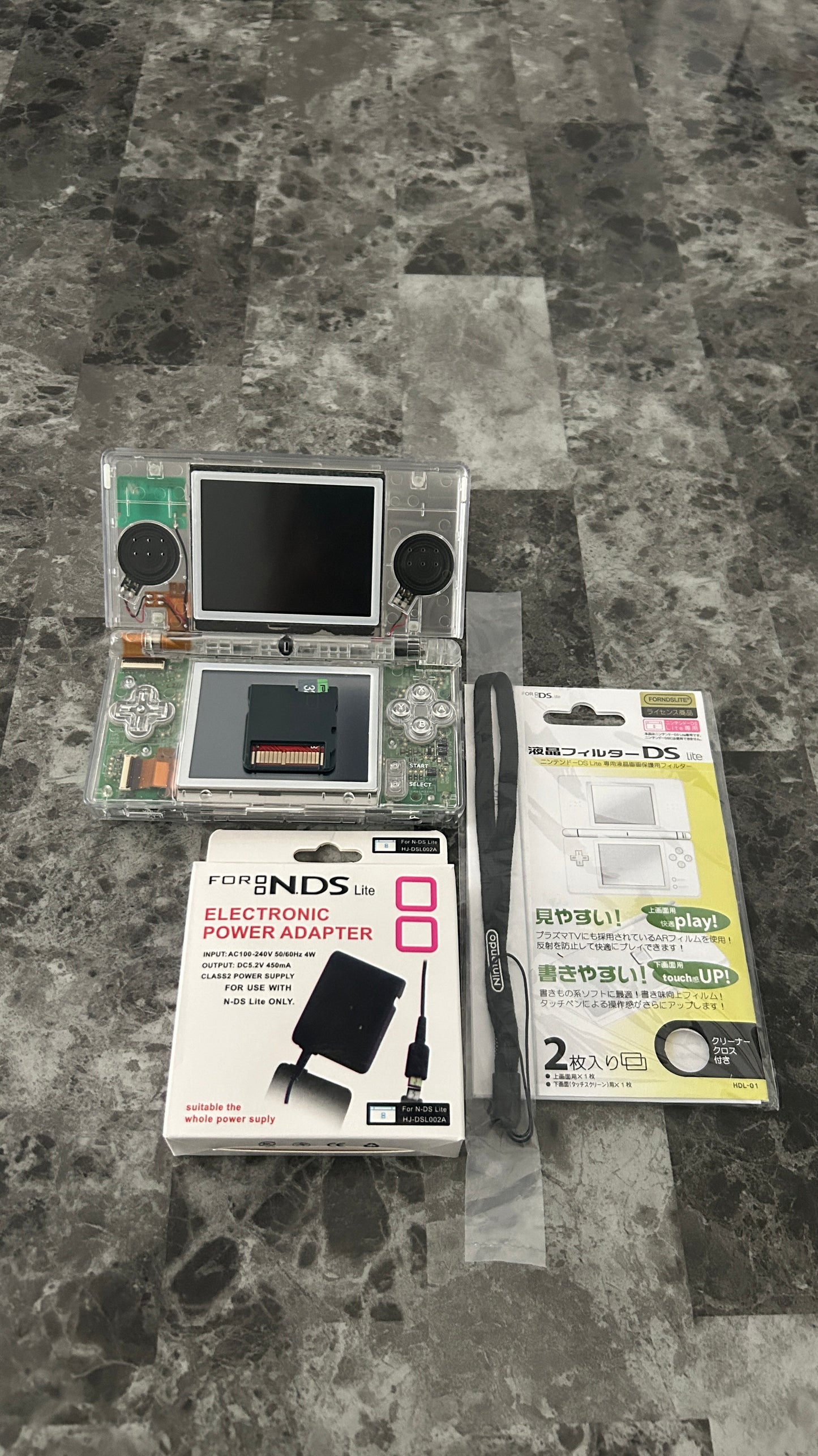 Nintendo DS Lite Console & R4 Card Bundle