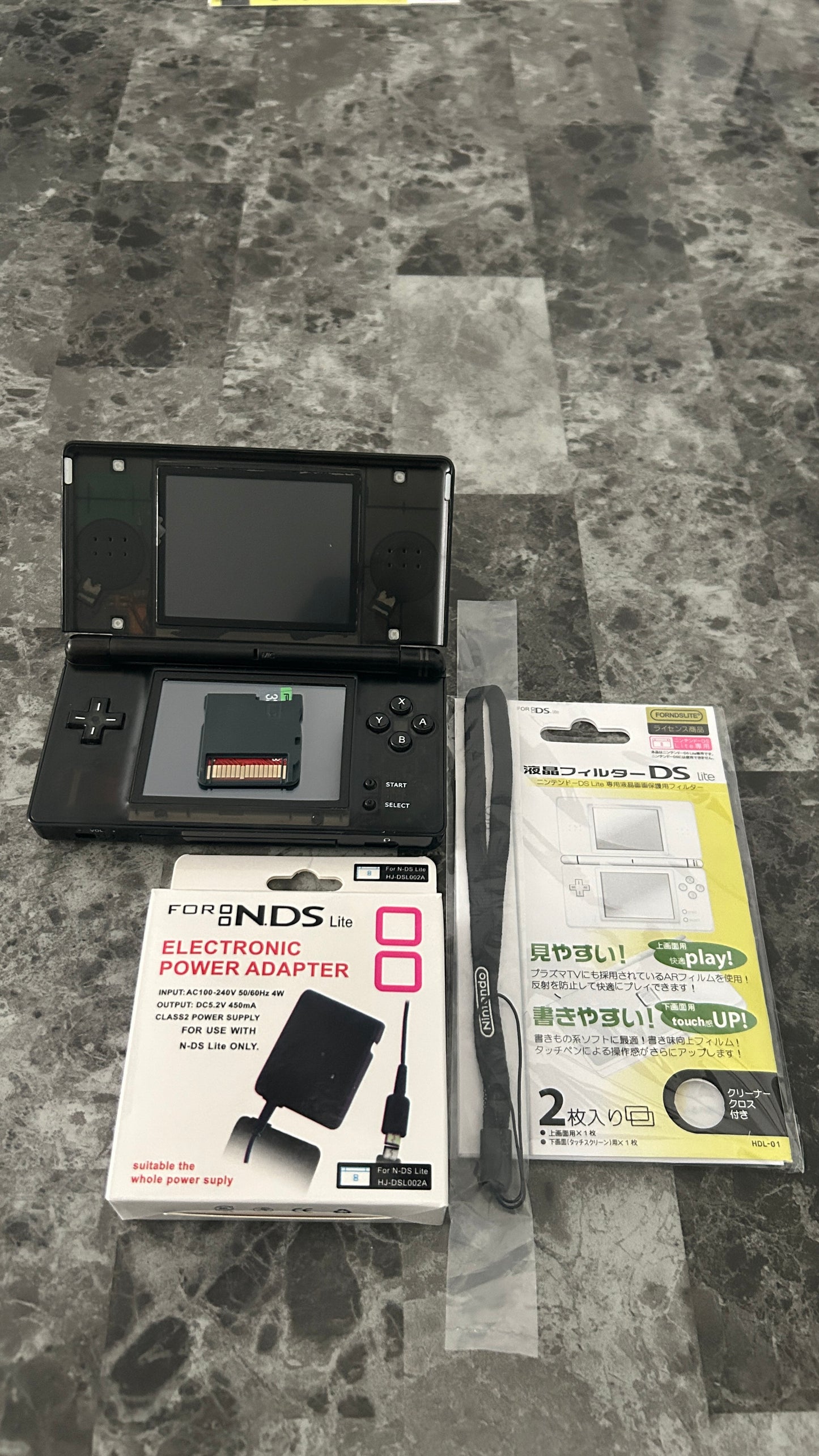 Nintendo DS Lite Console & R4 Card Bundle